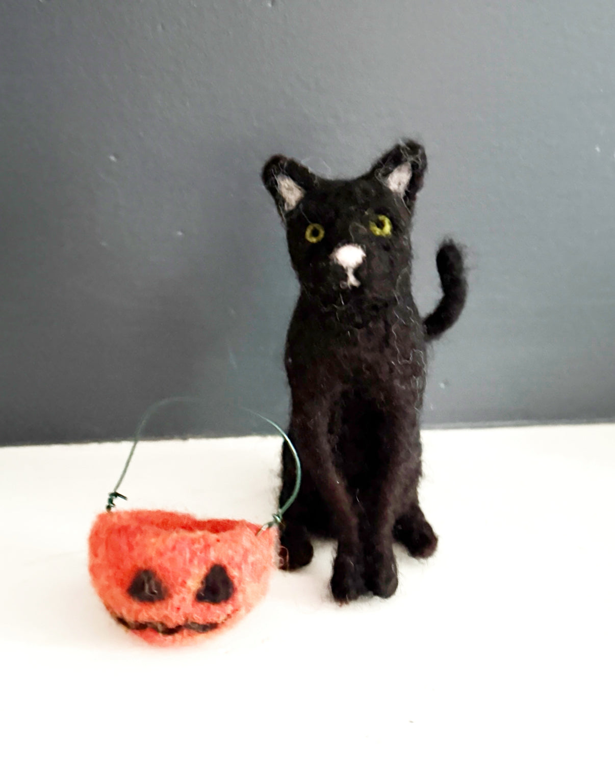 Black Cat Needle Felted Sculpture (Cat only, pumpkin is a suggestion for display)
