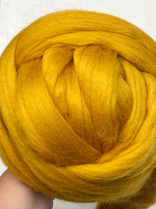 Golden Corriedale Roving