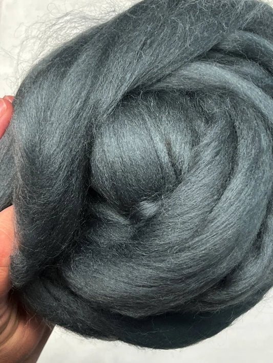 Steel Grey Corriedale Roving